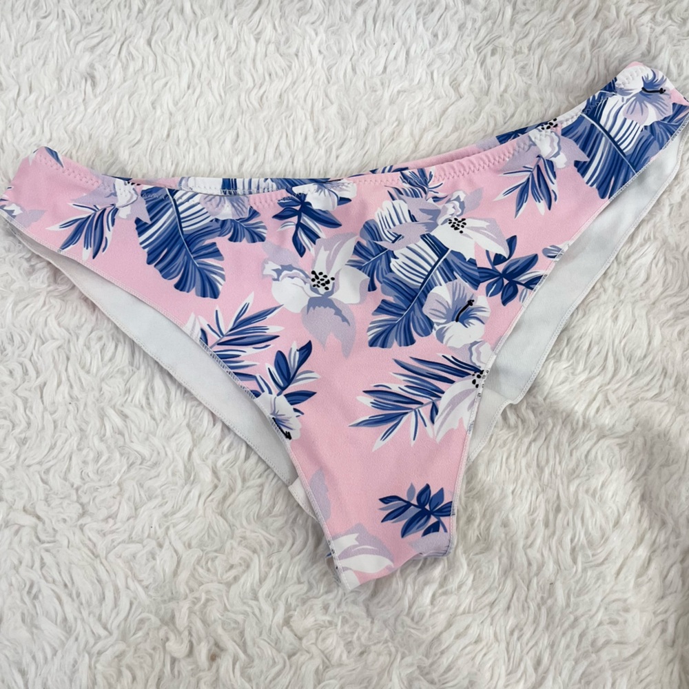 5 for $25! Pink Floral Print Bikini Bottoms Large